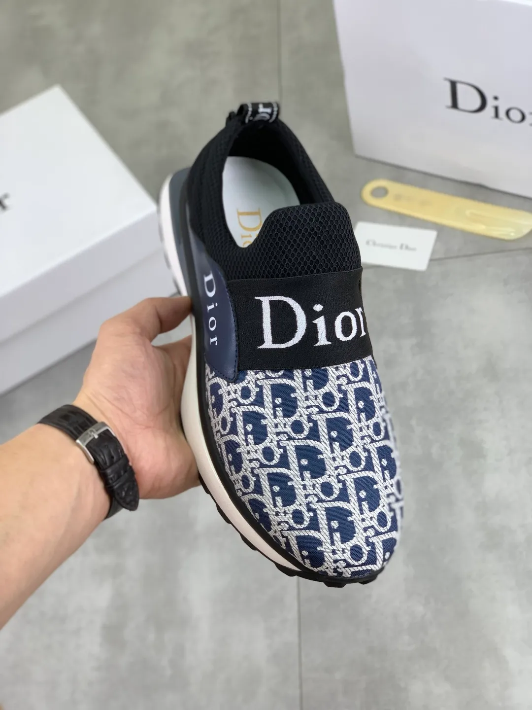 Men's Men's Shoes💰P440💰[New Style]🆘[Dior] 2025 Dior Original Lace-up Low-top Men's Shoes Classic casual shoes 🔥This model is the official classic model, with high quality and made by famous original designers. It is made of high-quality cowhide with original materials➕Comfortable and breathable mesh lining➕Pigskin insole. The perfect last shape and generous and fashionable design have attracted many consumers. Suitable for drivers to drive🚗. What you want is the highest quality in the market. Color: 3️⃣Color code number: 38--44 (45 customized)